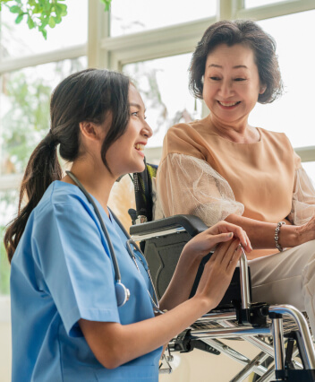 Kome Care nurse providing home care